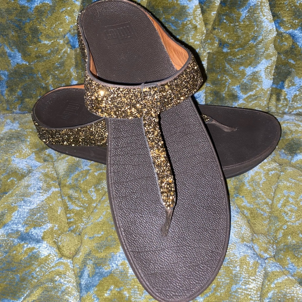 Fitflop size 11 gold glitter